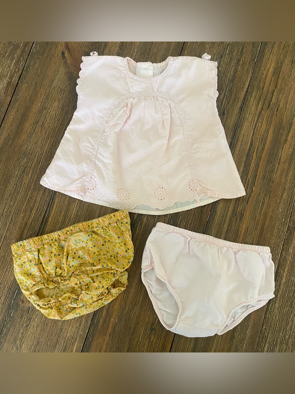 Tunic top and diaper covers/bloomers bundle